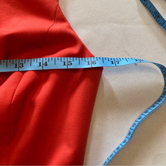 Tahari Womens Sheath Knee Length Lined Sleeveless CrewNeckline Size 4 Dress. - Picture 7 of 10